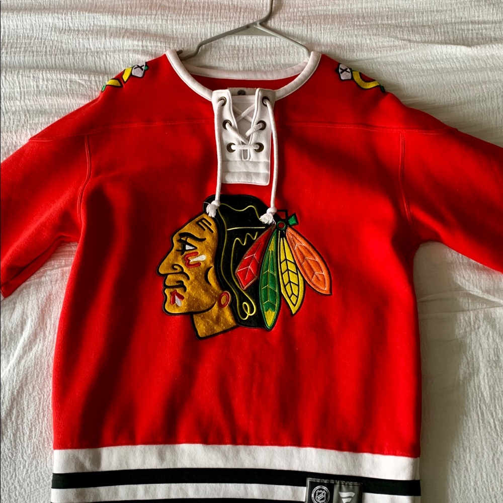 Hawks Jersey. Sz M